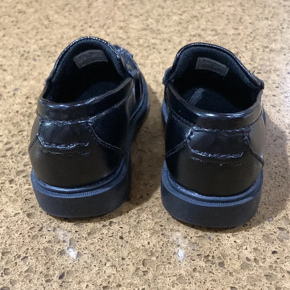 Buster Brown Black Toe Zone Baby or New Walker Size 5 Like New